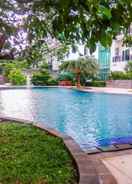 SWIMMING_POOL New Studio Apartment @ Woodland Park Residence By Travelio