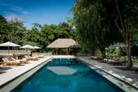 Hồ bơi REVĪVŌ Wellness Resort Bali