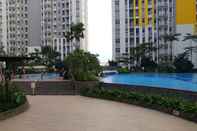 Lobi 2BR Spacious Apartment at The Springlake Summarecon Bekasi By Travelio