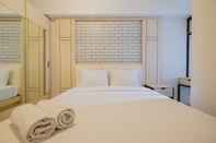 Kamar Tidur 2BR Spacious Apartment at The Springlake Summarecon Bekasi By Travelio