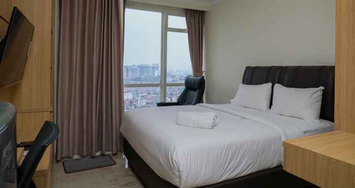 Bedroom Studio Elegant at Menteng Park Apartment By Travelio