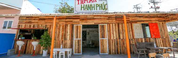 Lobby The Happy Ride Glamping