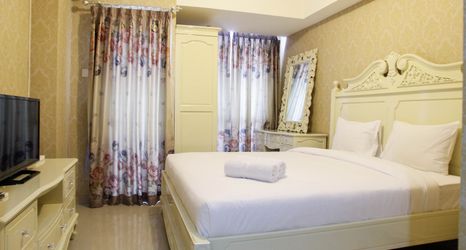 Fitness Center 2 Homey Studio Apartment at The Oasis Cikarang By Travelio