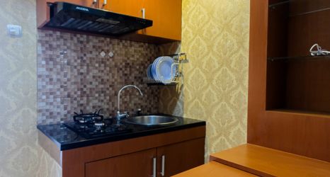 침실 2 2BR Exclusive Green Lake View Apartment By Travelio