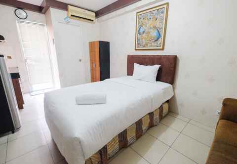 Phòng ngủ Studio Cozy at Green Palace Kalibata City Apartment By Travelio