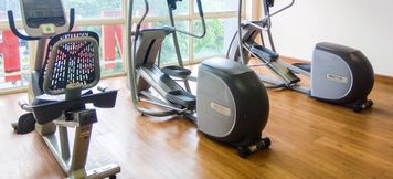 Pusat Kecergasan 4 Studio Room @ Tifolia Apartment near Kelapa Gading By Travelio