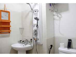 In-room Bathroom 4 Studio Cozy Apartment Easton Park Residence Jatinangor By Travelio