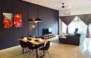 Ruang Umum 5 Desaru Cosy Homestay - near WaterPark, Beach, Rapid -Wifi, TVbox, Steamboat, BBQ Available