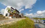 Bên ngoài 2 Boat House Riverside Homestay