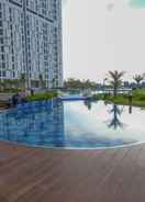 SWIMMING_POOL 1BR Minimalist at Akasa Pure Living Apartment By Travelio