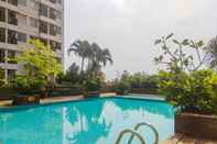 Swimming Pool Studio Compact Apartment at Margonda Residence 3 By Travelio