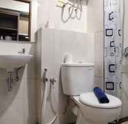 In-room Bathroom 5 1BR Minimalist and Comfy at Grand Kamala Lagoon Apartment By Travelio