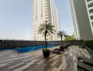 Swimming Pool 2 Studio Convenient at Gallery Ciumbuleuit 3 Apartment By Travelio