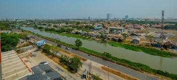 外観 3 Affordable Studio at Jababeka Riverview Apartment Cikarang By Travelio