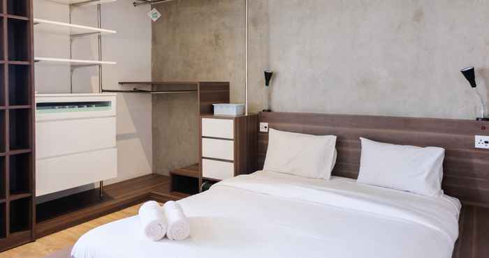 ห้องนอน Studio Spacious Apartment at Skyline Paramount By Travelio