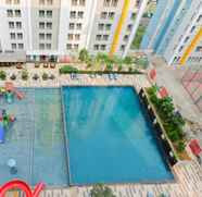 Kolam Renang 5 Studio Spacious Apartment at Skyline Paramount By Travelio