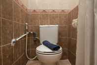 In-room Bathroom Spacious 2BR Puri Garden Apartment By Travelio