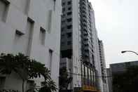 Exterior 1BR Comfy Apartment Menteng Square By Travelio