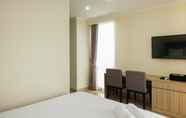 Ruang untuk Umum 2 Studio Room at Menteng Park Apartment By Travelio