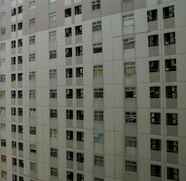 Luar Bangunan 5 2BR Modern White Kalibata City Apartment By Travelio