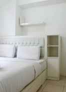 BEDROOM 2BR Modern White Kalibata City Apartment By Travelio