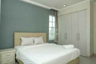 Bedroom 4 1BR Comfy at Belleza Apartment By Travelio