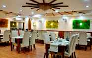 Restaurant 4 JK Rooms 130 Hotel Paras