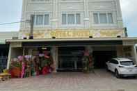 Exterior ROYAL HOTEL 2