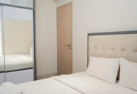 臥室 2BR Apartment at Elpis Residence near Ancol By Travelio