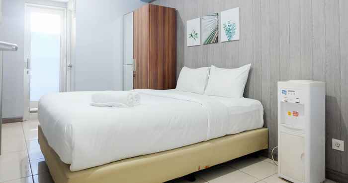 Lobby Studio Sea View Apartment at Green Bay Pluit By Travelio