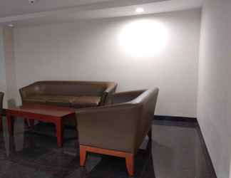 Lobi 2 2BR Simply and Cozy at Springlake Bekasi Apartment By Travelio