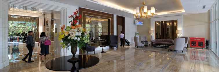 Lobby Studio Tranquil Apartment at Menteng Park By Travelio
