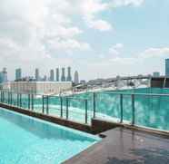 Swimming Pool 3 Studio Tranquil Apartment at Menteng Park By Travelio