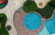 Atraksi di Area Sekitar 6 Studio Pool View Apartment at Puri Orchard By Travelio