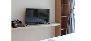 Common Space 2 Studio Minimalist Room Taman Melati Apartment Jatinangor By Travelio
