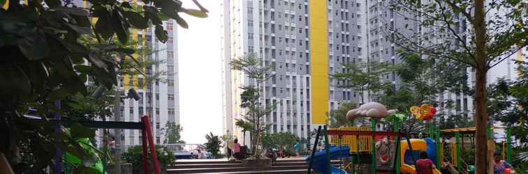 Lobi Modern 3BR Apartment at Springlake Summarecon Bekasi By Travelio