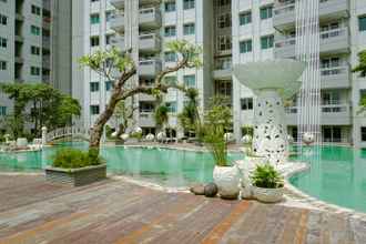 Swimming Pool 4 1BR Comfortable At Sky Terrace Apartment in Strategic Area By Travelio
