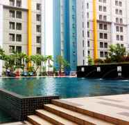 Kolam Renang 5 Bright 2BR Apartment at Paramount Skyline By Travelio