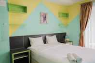 Kamar Tidur 1BR Elegant and Comfy Green Central City Apartment By Travelio