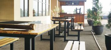 公共空间 3 Studio Compact Tamansari Panoramic Apartment By Travelio