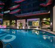 Swimming Pool 7 Arte Plus Jalan Ampang by Cobnb