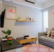 Lobi 2 1BR Elegant and Cozy Apartment at Bintaro Plaza Residence By Travelio