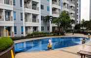 Kolam Renang 4 Connected to Mall Studio Apartment at Anderson Supermall Mansion By Travelio