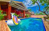 สระว่ายน้ำ 6 Magic Private Pool Villas Pattaya
