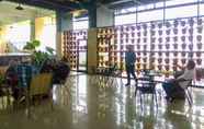 Lobby 3 Apartment Atlanta Residances 1BR next to RS Bunda Margonda By Travelio