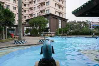 Swimming Pool 4 Studio Big and Cozy Apartment at Puri Garden By Travelio