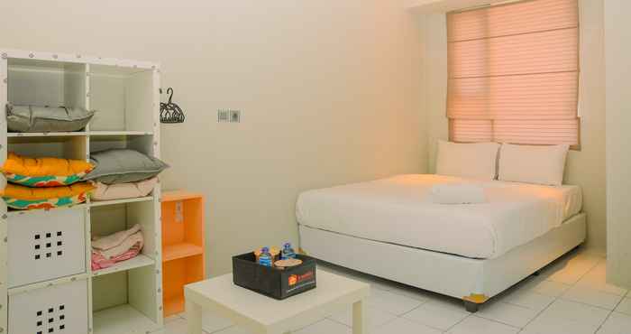 Bedroom Minimalist & Homey Studio Apartment at Menteng Square By Travelio