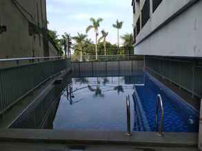 Swimming Pool 4 Studio Relaxing Near ITB at Beverly Dago Apartment By Travelio