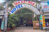 Bên ngoài Tan Dat Hoa Hotel