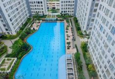 Hồ bơi 7 Super Good Deal 3BR Apartment M-Town by Travelio